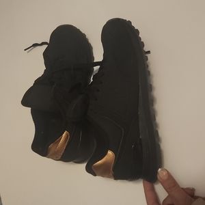 New balance 574 black and gold glitter size 6.5 women brand New